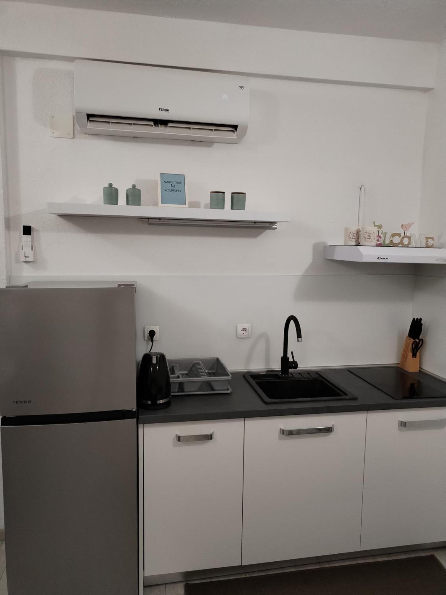 Apartamento Ema Šibenik Exterior foto